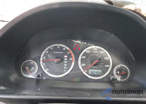 2002 Honda Cr-V Lx z USA, uszkodzony, nr VIN JHLRD78422C026258